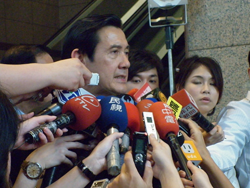 小火車翻覆  馬表沉痛吳籲檢討