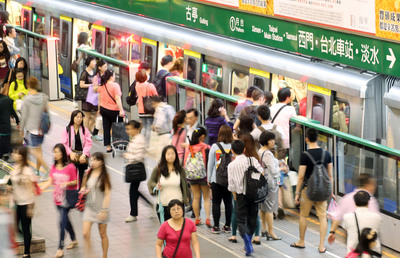 列車到站5秒後通報才到 綠委籲檢討制度