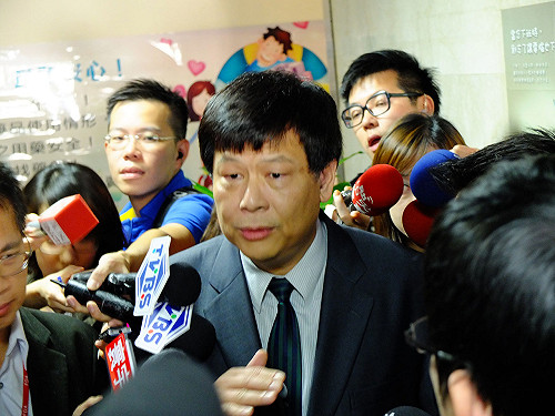 葉明功因失言將下台？食藥署：沒聽說