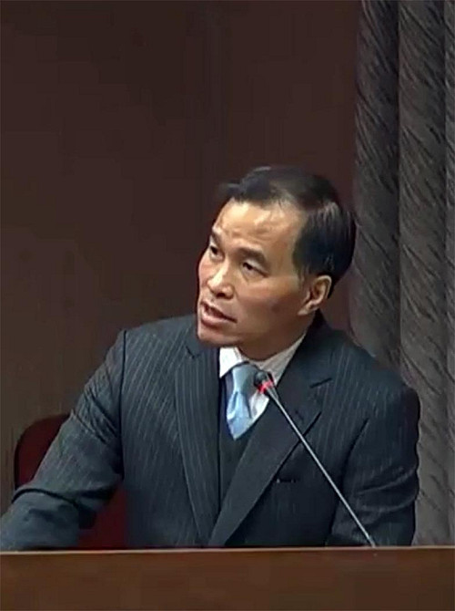 盼延高鐵特許期  葉匡時：破產非危言聳聽