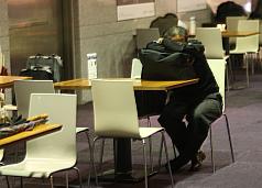 10月失業率4.33%  不降反升是警訊