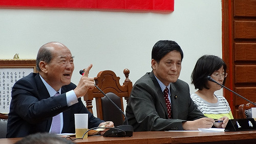 台聯：暫緩12年國教  恢復基測