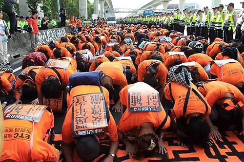 為何國道收費員要絕食 癱瘓國道？