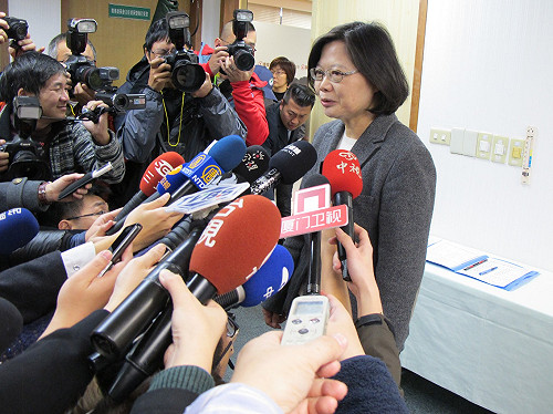 蔡英文：不動產交易稅  4千萬門檻過寬