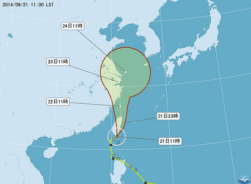 鳳凰挾豪雨登陸 北部傍晚後風雨漸增強