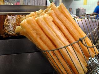 油條含鋁量高 吃多恐缺鈣又傷腦