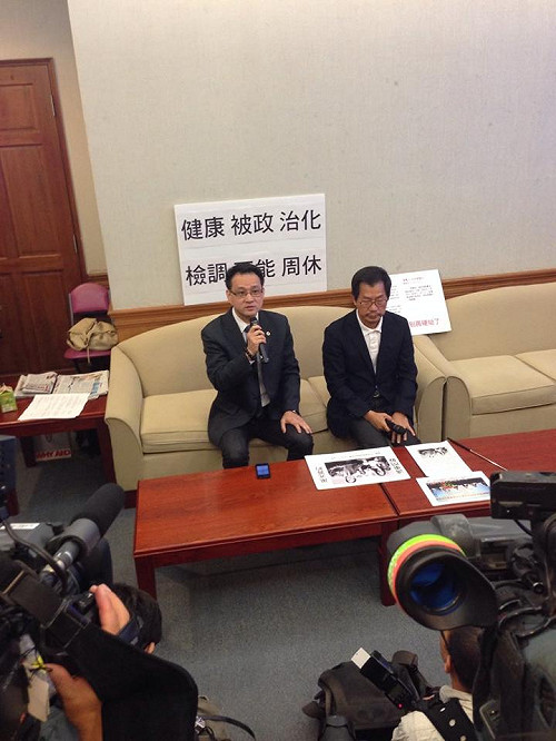 拿報導影片  綠委再指連惠心以總裁身分簽約