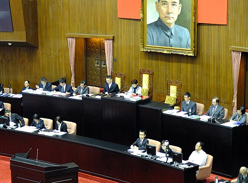 護理之家管理入法  未來不合格可開罰