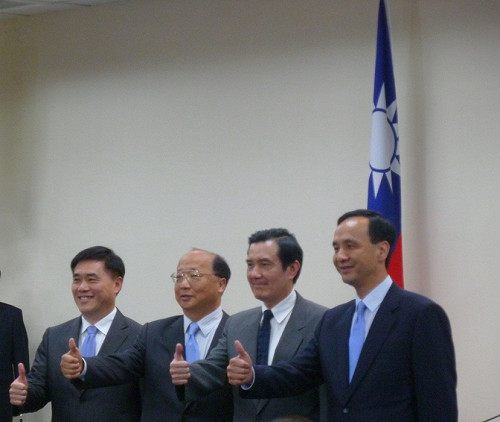 郝龍斌：基本工資至少要調至22639元