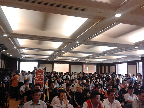 太子汽車欠薪逾億  員工宣布無限期罷工