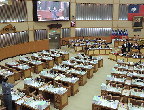 北捷頭七追思會時宴請議員 朱立倫遭批