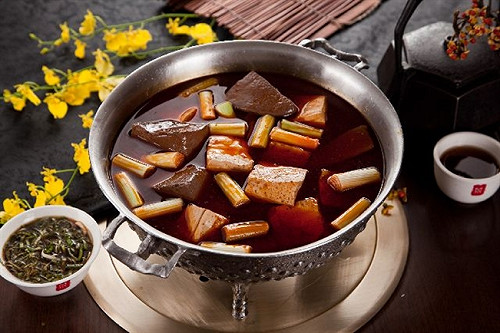 鼎王用到黑心油  王品春水堂又中鏢