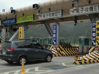 遠通：請車主檢查車牌髒污  別影響辨識