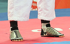 楊淑君若穿錯電子襪  誰該負責？