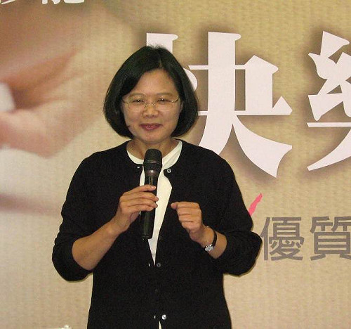 小英：2020年前全面免試國教一步到位