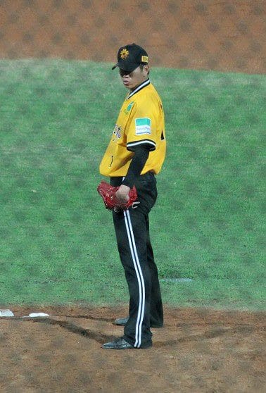 遭兄弟欠薪300萬  林恩宇駁：沒瞞傷勢