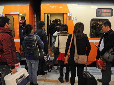 台鐵承諾補充人力  駕駛春節不減速