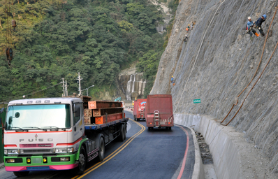 蘇花115.8公里  明恢復單線雙向行車