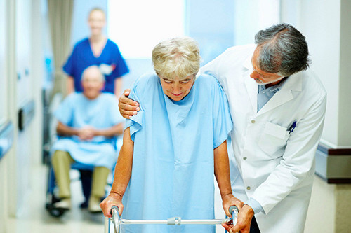 世界骨質疏鬆日　記得愛你的骨頭