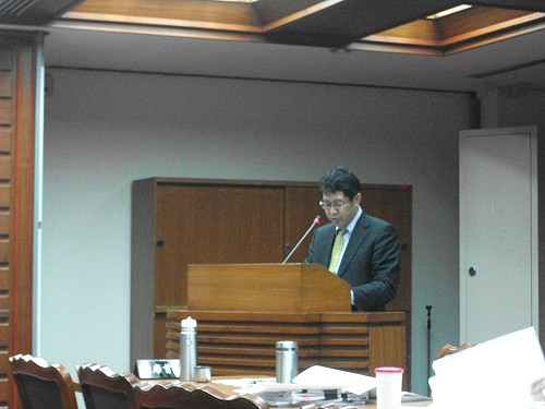 蔣偉寧：12年國教不排富立場不變