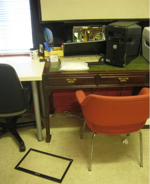 香港獨立媒體辦事處 遭歹徒入侵破壞