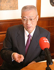 NCC撤年代執照 吳敦義：尊重法律程序