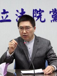 林鴻池：公視審查門檻至少應降至2/3