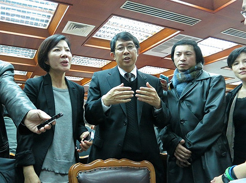 總是站在改革對立面  聯合報功力一流