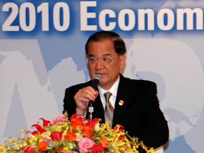 諾貝爾頒獎前  中國自搞和平獎要頒給連戰