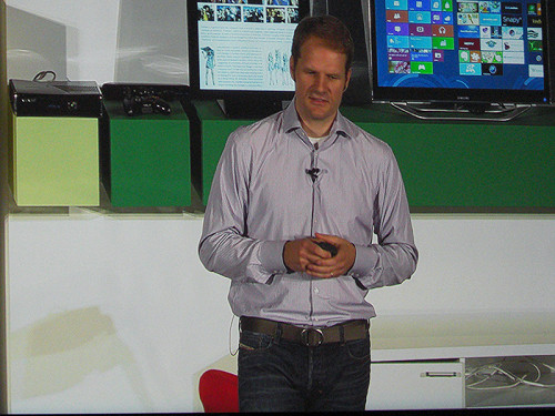 Win 7賣破6億套 微軟稱Win 8更方便