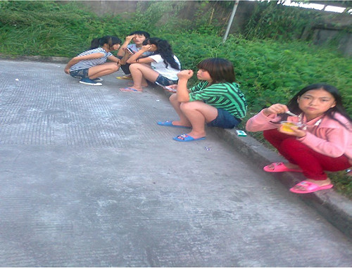 三星中國代工廠遭目擊  疑帶離童工