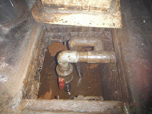 電鍍廠汙染二仁溪  高市開罰勒令停工