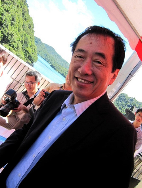 菅直人訪翡翠水庫  堅持不要核電廠