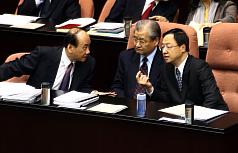 藍公投主文採負面表列  江揆：國際慣例