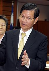 翁啟惠：台灣應發展再生能源