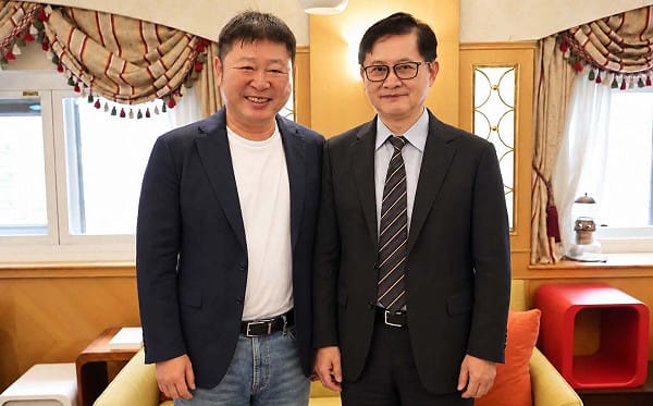 震撼！ 花蓮縣長候選人張峻宣布：童子賢出任競選總部主委