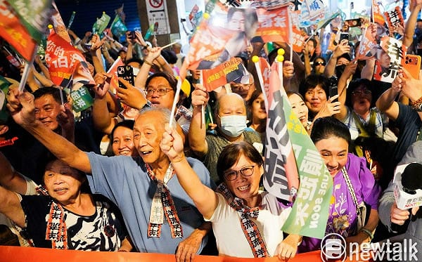 阿扁出手幫沈伯洋想口號！6組創意曝光 網笑翻：千軍萬馬不如阿扁出馬