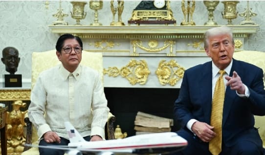 菲律賓總統馬可仕(左)與美國總統川普在白宮會面。 圖 : 翻攝自環球網