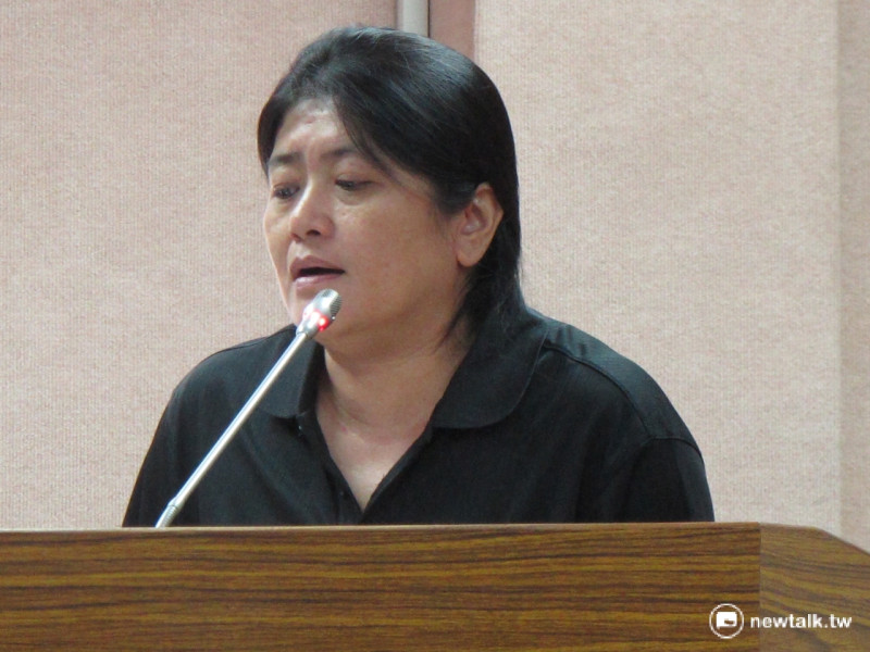 東華大學族群關係與文化學系教授謝若蘭6日出席立法院「原住民族轉型促進轉型正義」第1場公聽會。   圖：林朝億/攝