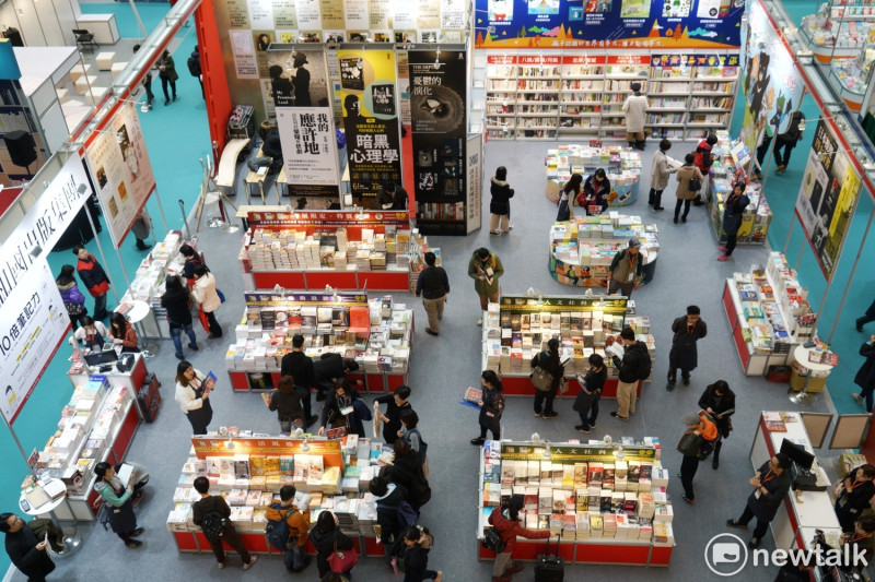 第26屆台北國際書展今（6)日在世貿一、三館展開為期六天的出版閱讀嘉年華。   圖：張良一/攝