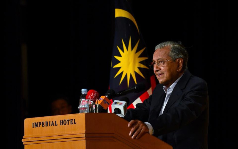 馬來西亞首相馬哈地近日接受紐約時報訪問時表示，中國海外投資與殖民主義無異，大馬將難以負荷。   圖：翻攝自Dr. Mahathir bin Mohamad臉書