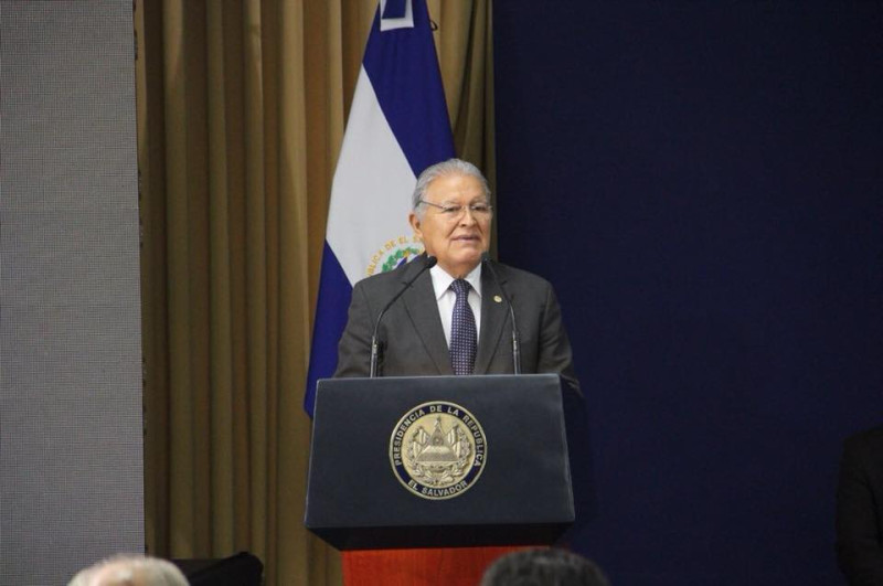 今早台灣宣布與薩爾瓦多斷交，薩國總統桑契斯表示，基於安全考量，在台留學生將全數送往中國。   圖：翻攝自Salvador Sánchez Cerén臉書
