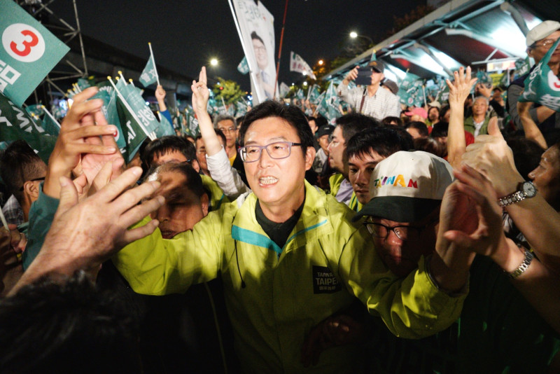 民進黨台北市長候選人姚文智稍早宣布敗選。   圖：張良一攝(資料照片)