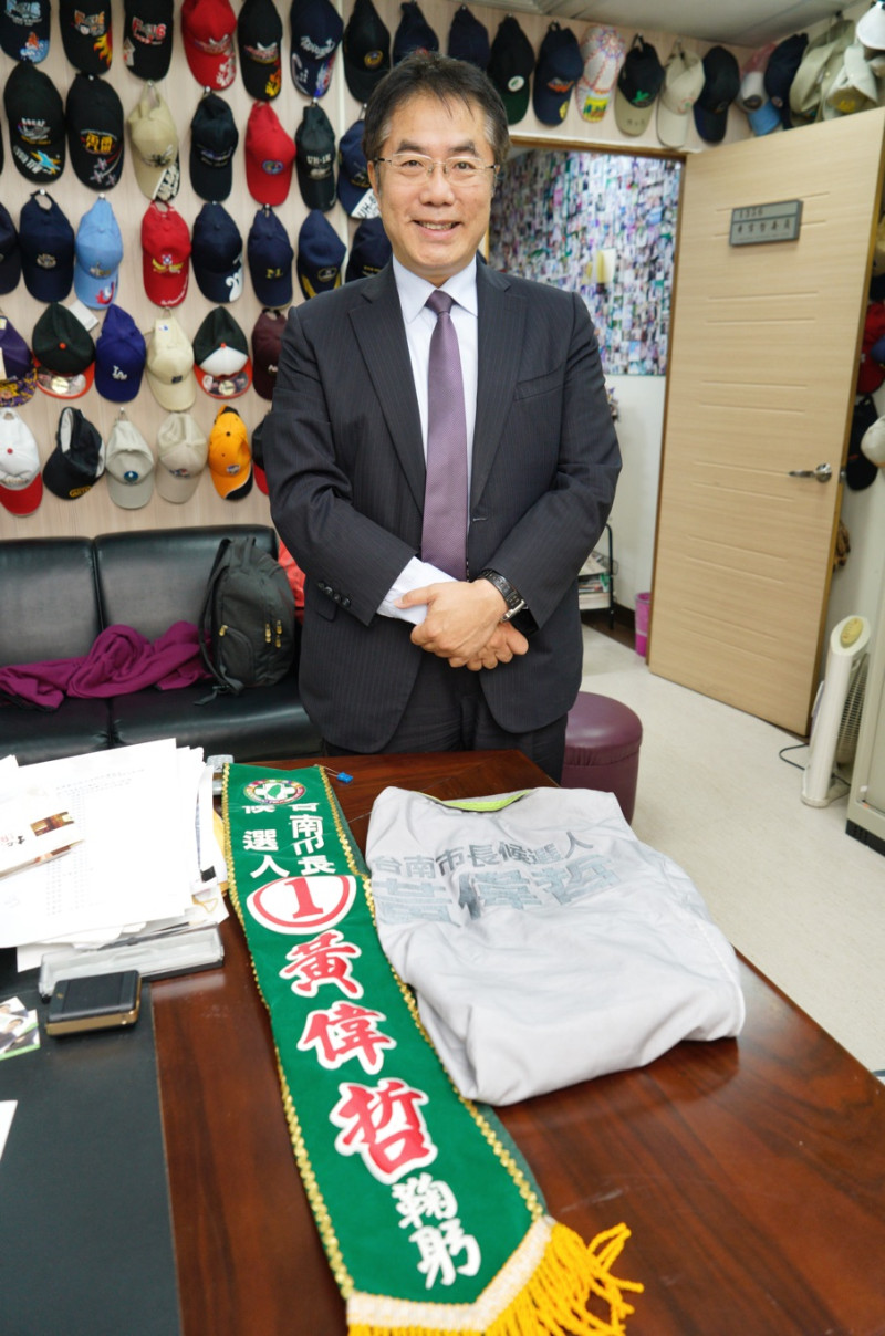 台南市長當選人黃偉哲專訪。   圖：張良一/攝