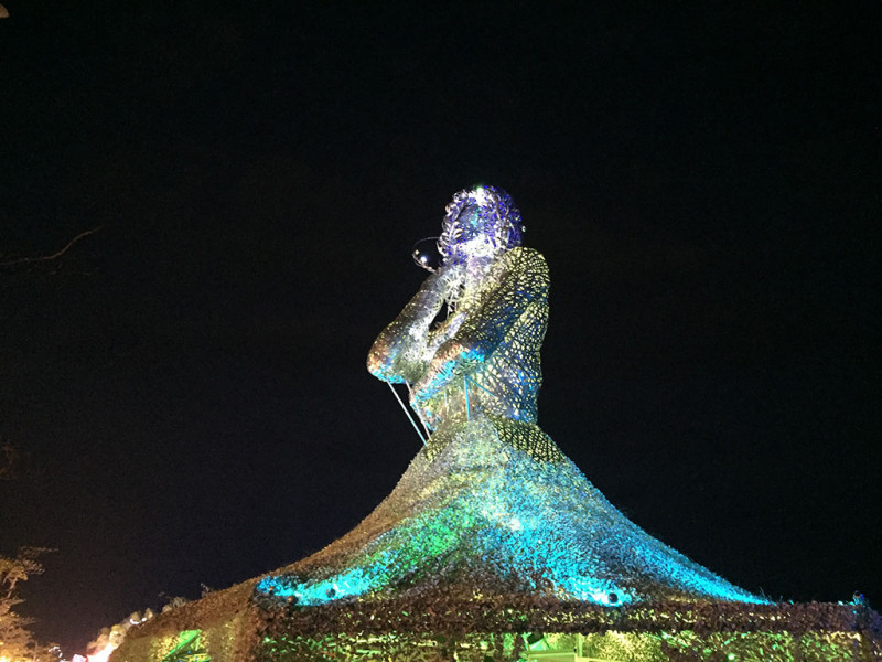 即便燈會結束，國際交流區的「海之女神」將永續留置原地成為大鵬灣當地的特色地景。   圖：交通部觀光局/提供