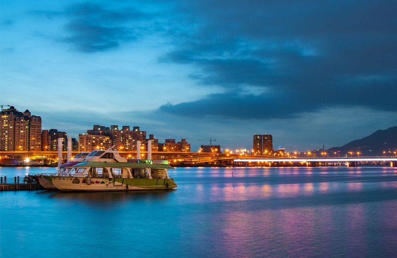 大稻埕碼頭黃昏景色美不勝收，是旅客到台北遊玩的必訪景點之一。   圖：取自交通部觀光局