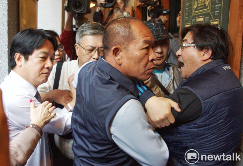 反南鐵東移全線自救聯合會長陳致曉嗆聲時任台南市長的賴清德。(資料照片)   圖：張良一／攝