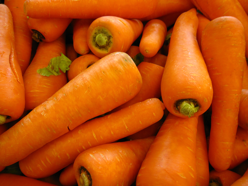 多吃胡蘿蔔等橘紅色或黃色蔬果，對肺癌的都有保護作用。   圖：行政院農委會/提供