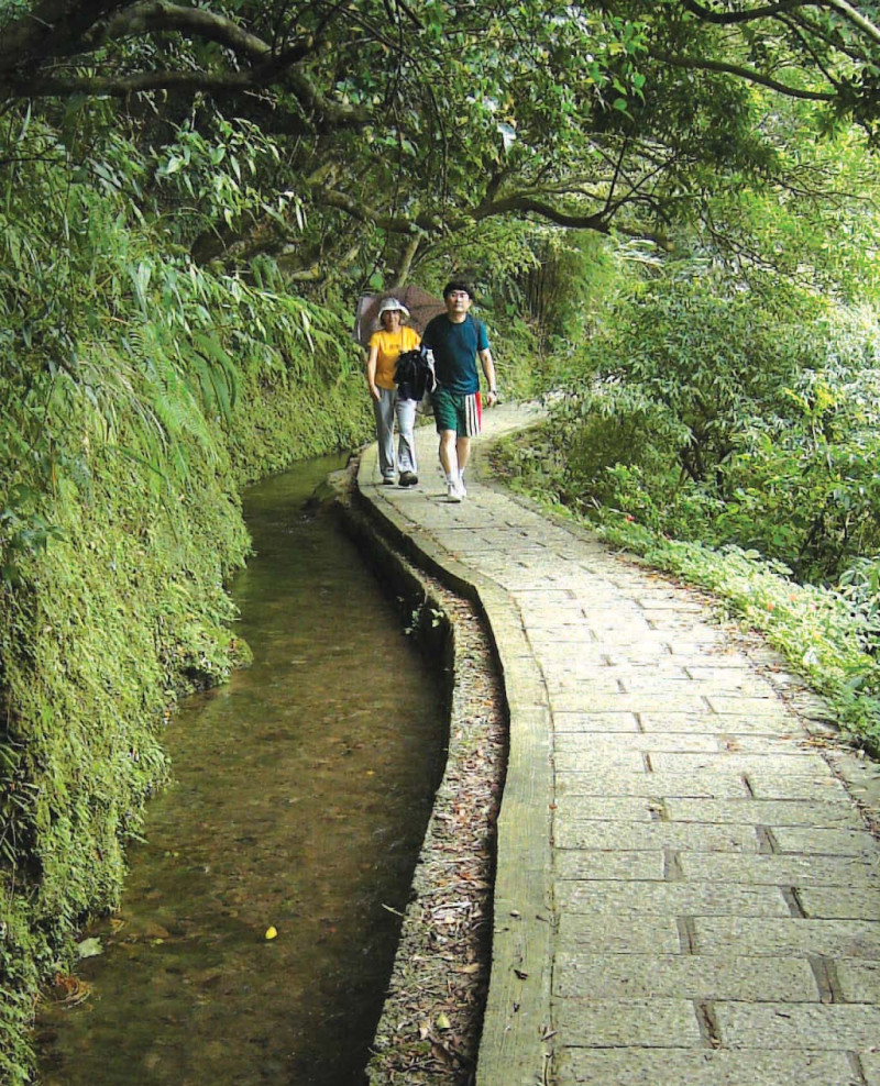 坪頂古圳步道是相當親民的步道，也富有人文意義。圖：台北市政府／提供