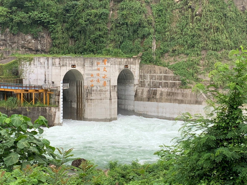 今年尚未有颱風襲台，台南曾文水庫蓄水量僅有40%。   圖：水利署南區水資源局/提供